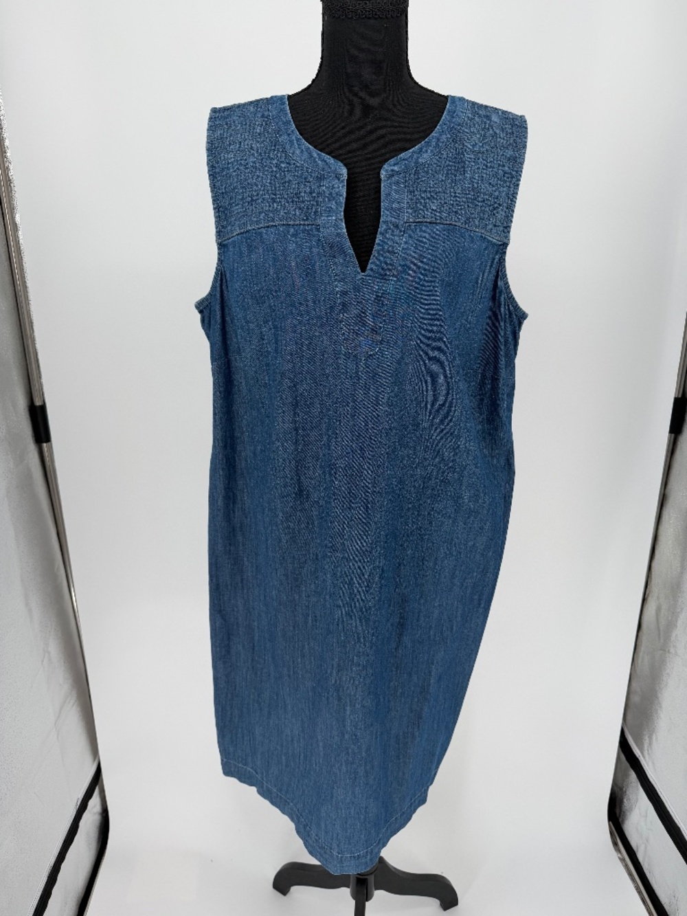 Talbots Plus Chambray Denim Split Neck Dress |‎ Smocked Embroidered Yoke 14W - Picture 1 of 8